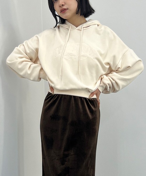 ISOOK（アイスー）の「【ISOOK / アイスー】刺繍ロゴクロップドパーカー / クロップド丈 ロゴスウェット  ZOZOTOWN限定（パーカー・レディース・ネイビー/アイボリー・FREE）」の20枚目の写真