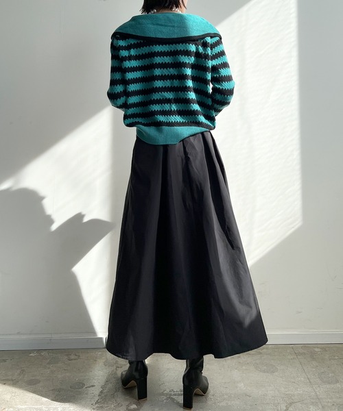 STELLA FISH(ステラフィッシュ)の「Big Color Border Knit Tops(ニット/セーター・レディース・ホワイト×ブラック/ブラック×グリーン・FREE)」の19枚目の写真