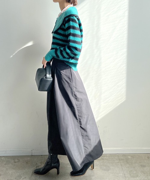 STELLA FISH(ステラフィッシュ)の「Big Color Border Knit Tops(ニット/セーター・レディース・ホワイト×ブラック/ブラック×グリーン・FREE)」の20枚目の写真