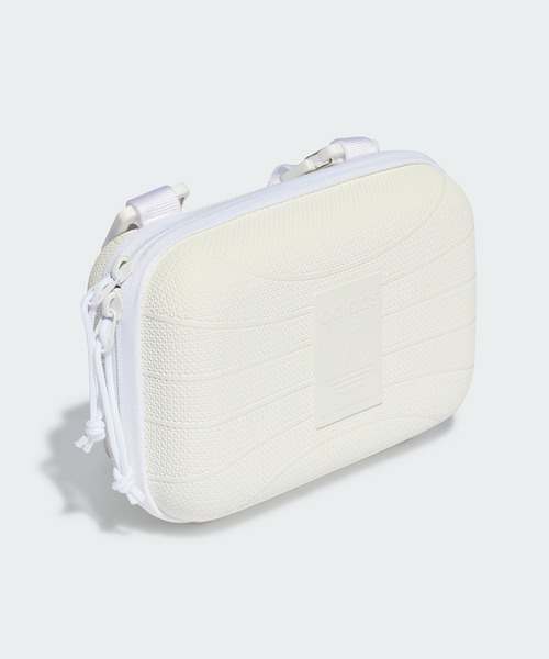 adidas（アディダス）の「SST エアライナーバッグ / アディダスオリジナルス adidas Originals（ショルダーバッグ・メンズ・ブラック/ホワイト・FREE）」の4枚目の写真