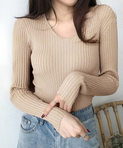 Miniministore(ミニミニストア)の「タイト リブニット vネック きれいめ(ニット/セーター・レディース・ブラック/ブラウン/ベージュ/グレー/ピンク/ホワイト/ライトブラウン・フリー)」の1枚目の写真