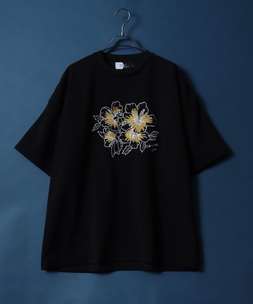 ANPAS（アンパス）の「Amunzen Flower Embroidery T-shirt/梨地 フラワー刺繍 オーバーサイズ Tシャツ 半袖（Tシャツ/カットソー・メンズ・ブラック系その他/ブラック系その他2/グレー系その他/ホワイト系その他/グレー系その他2/ホワイト系その他2・L/M）」の17枚目の写真