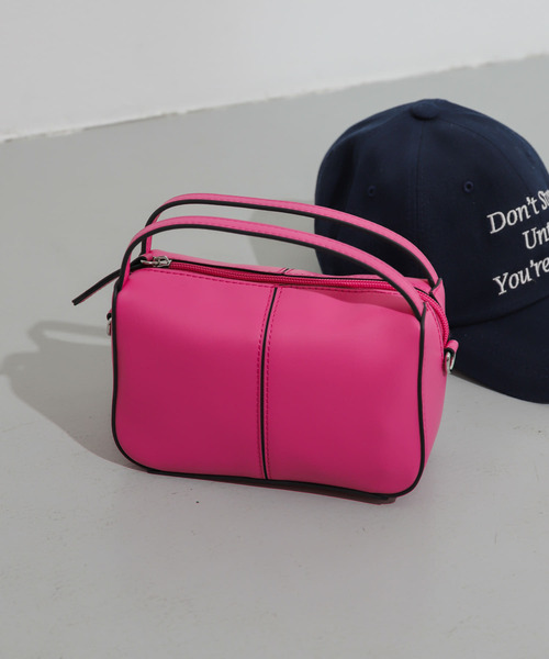 SENSE OF PLACE by URBAN RESEARCH(センスオブプレイスバイアーバンリサーチ)の「2WAYセンターシームプチショルダーバッグ(ショルダーバッグ・レディース・シルバー/アイボリー/ピンク/ブラック/ミント/ゴールド・ONE)」の9枚目の写真