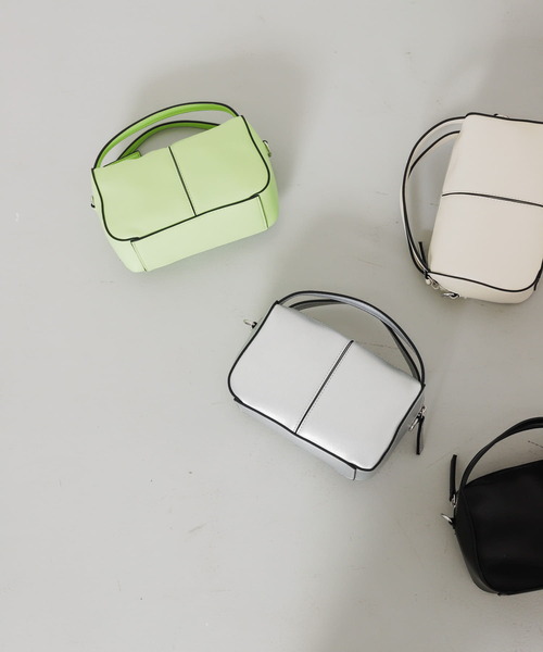 SENSE OF PLACE by URBAN RESEARCH(センスオブプレイスバイアーバンリサーチ)の「2WAYセンターシームプチショルダーバッグ(ショルダーバッグ・レディース・シルバー/アイボリー/ピンク/ブラック/ミント/ゴールド・ONE)」の16枚目の写真