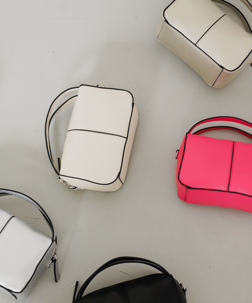 SENSE OF PLACE by URBAN RESEARCH(センスオブプレイスバイアーバンリサーチ)の「2WAYセンターシームプチショルダーバッグ(ショルダーバッグ・レディース・シルバー/アイボリー/ピンク/ブラック/ミント/ゴールド・ONE)」の19枚目の写真