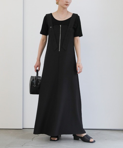 select MOCA(セレクトモカ)の「ファスナーフレアジャンスカ(ジャンパースカート・レディース・ブラック/グレイッシュベージュ・MEDIUM/SMALL/LARGE)」の3枚目の写真