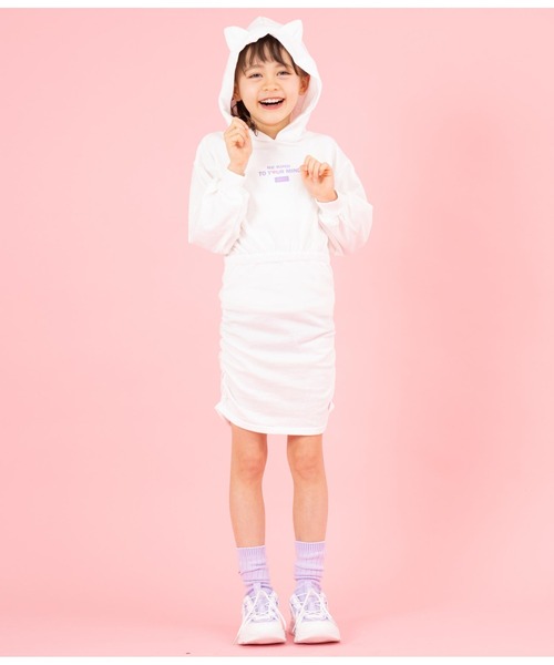 ANAP kids（アナップキッズ）の「ねこ耳フード付きミニ裏毛ワンピース（ワンピース・キッズ・オフホワイト/ラベンダー/サックスブルー・110cm/120cm/130cm）」の15枚目の写真