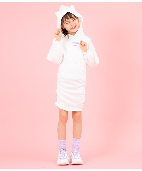 ANAP kids（アナップキッズ）の「ねこ耳フード付きミニ裏毛ワンピース（ワンピース・キッズ・オフホワイト/ラベンダー/サックスブルー・110cm/120cm/130cm）」の16枚目の写真