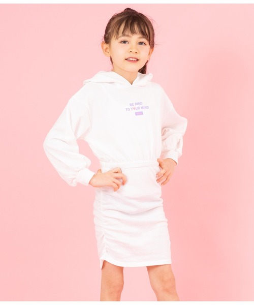 ANAP kids（アナップキッズ）の「ねこ耳フード付きミニ裏毛ワンピース（ワンピース・キッズ・オフホワイト/ラベンダー/サックスブルー・110cm/120cm/130cm）」の14枚目の写真