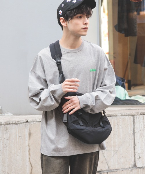 SIGNAL SPORTS(シグナルスポーツ)の「【SIGNAL SPORTS】バックフォトプリント/オーバーサイズロンT(Tシャツ/カットソー・メンズ・ホワイト/ブラック/グレー・MEDIUM/LARGE)」の9枚目の写真