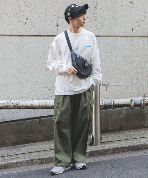 SIGNAL SPORTS(シグナルスポーツ)の「【SIGNAL SPORTS】バックフォトプリント/オーバーサイズロンT(Tシャツ/カットソー・メンズ・ホワイト/ブラック/グレー・MEDIUM/LARGE)」の16枚目の写真