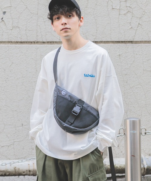 SIGNAL SPORTS(シグナルスポーツ)の「【SIGNAL SPORTS】バックフォトプリント/オーバーサイズロンT(Tシャツ/カットソー・メンズ・ホワイト/ブラック/グレー・MEDIUM/LARGE)」の19枚目の写真
