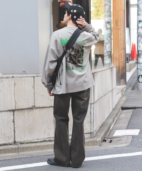 SIGNAL SPORTS(シグナルスポーツ)の「【SIGNAL SPORTS】バックフォトプリント/オーバーサイズロンT(Tシャツ/カットソー・メンズ・ホワイト/ブラック/グレー・MEDIUM/LARGE)」の4枚目の写真