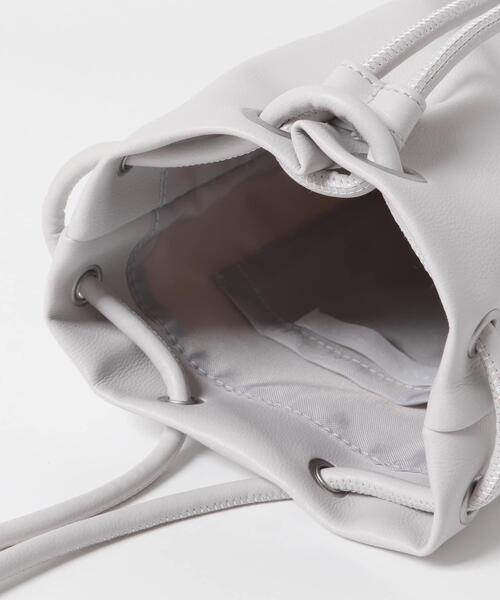 SENSE OF PLACE by URBAN RESEARCH（センスオブプレイスバイアーバンリサーチ）の「フェイクレザー2WAYキンチャクバッグ（ショルダーバッグ・メンズ・ブラック/ミント/ブルー/ライトベージュ・ONE）」の16枚目の写真