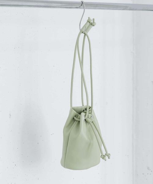 SENSE OF PLACE by URBAN RESEARCH（センスオブプレイスバイアーバンリサーチ）の「フェイクレザー2WAYキンチャクバッグ（ショルダーバッグ・メンズ・ブラック/ミント/ブルー/ライトベージュ・ONE）」の13枚目の写真