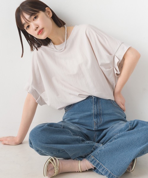 OMNES（オムネス）の「接触冷感レーヨンナイロン袖タックプルオーバ半袖（Tシャツ/カットソー・レディース・ブラック/ホワイト/ブラウン/ホワイト系その他/ブルー系その他/グリーン/キャメル/ネイビー/ラベンダー/グレー・FREE）」の3枚目の写真