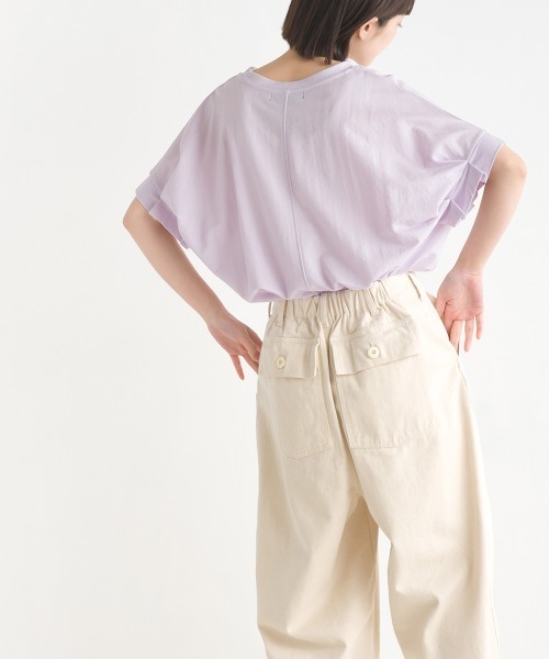 OMNES(オムネス)の「接触冷感レーヨンナイロン袖タックプルオーバ半袖(Tシャツ/カットソー・レディース・ブラック/ホワイト/ブラウン/ホワイト系その他/ブルー系その他/グリーン/キャメル/ネイビー/ラベンダー/グレー・FREE)」の21枚目の写真