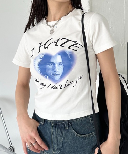CLEA(クレア)の「ハートフォトプリント コンパクト半袖チビT(Tシャツ/カットソー・レディース・ブラック/ホワイト・M)」の2枚目の写真