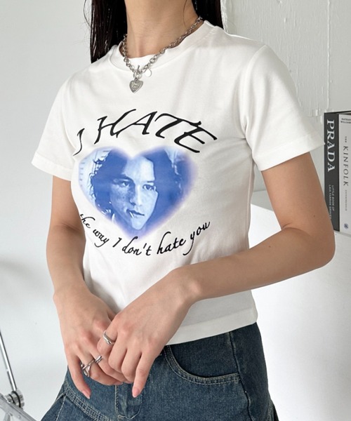 CLEA(クレア)の「ハートフォトプリント コンパクト半袖チビT(Tシャツ/カットソー・レディース・ブラック/ホワイト・M)」の4枚目の写真