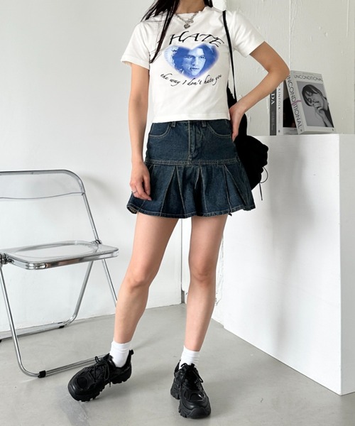 CLEA(クレア)の「ハートフォトプリント コンパクト半袖チビT(Tシャツ/カットソー・レディース・ブラック/ホワイト・M)」の9枚目の写真