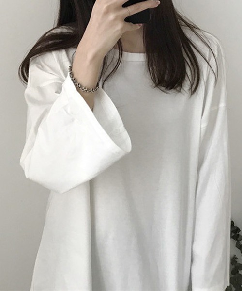 STYLEBLOCK(スタイルブロック)の「シンプルロングTシャツ(Tシャツ/カットソー・レディース・ブラック/ブルー/パープル/ダークグレー/オレンジ/グリーン系その他/グリーン/ホワイト/レッド/ベージュ系その他/ピンク・M/2XL)」の2枚目の写真