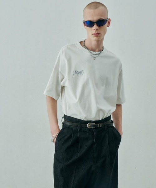 AIVER（アイバー）の「AIVER　()刺繍S/S TEE（Tシャツ/カットソー・メンズ・ホワイト/チャコールグレー/ブラック・SMALL/MEDIUM/LARGE）」の4枚目の写真