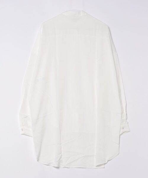 and it_(アンドイット)の「ビックシルエットシャツブラウス(シャツ/ブラウス・レディース・オフホワイト・M-L)」の2枚目の写真