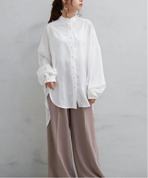 and it_(アンドイット)の「ビックシルエットシャツブラウス(シャツ/ブラウス・レディース・オフホワイト・M-L)」の3枚目の写真