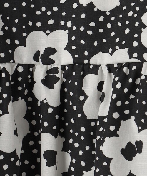 green label relaxing（グリーンレーベルリラクシング）の「フラワープリント キャミワンピース+ノースリーブセット 100cm-130cm（ワンピース・キッズ・ケリー/ブラック・100cm/120cm/130cm/110cm）」の6枚目の写真