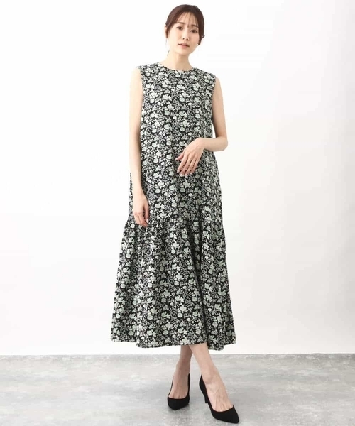 MK MICHEL KLEIN（エムケーミッシェルクラン）の「ティアードデザイン