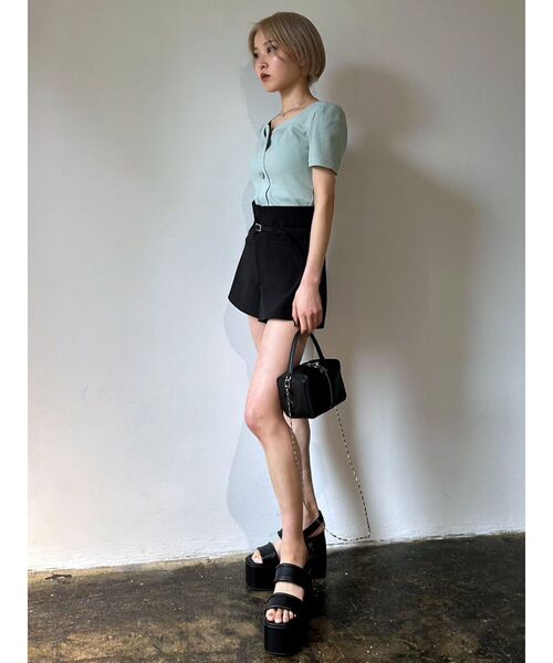 EMODA(エモダ)の「フロントボタンリョートリブトップ(Tシャツ/カットソー・レディース・グリーン/ブルー/ブラック/ホワイト・FREE)」の21枚目の写真