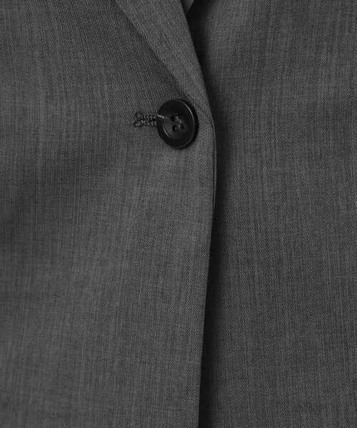 OPAQUE.CLIP（オペークドットクリップ）の「◆ショートテーラードジャケット【洗濯機洗い可】（テーラードジャケット・レディース・ダークグレー/ライトベージュ・40/38/42）」の10枚目の写真