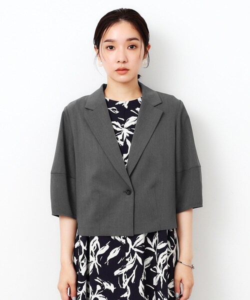 OPAQUE.CLIP（オペークドットクリップ）の「◆ショートテーラードジャケット【洗濯機洗い可】（テーラードジャケット・レディース・ダークグレー/ライトベージュ・40/38/42）」の11枚目の写真