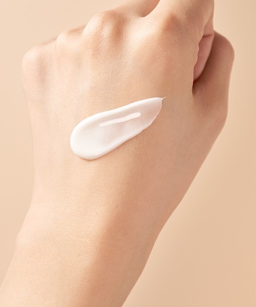 SNOW BEAUTY(スノービューティー)の「スノービューティー ブライトニング ハンドクリームA【数量限定】(医薬部外品)(ハンドケア/ハンドクリーム・レディース・その他・フリ-)」の7枚目の写真