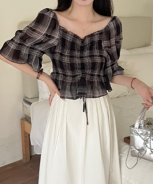 セール】【新型追加】チェック柄フリルギャザー半袖ブラウス