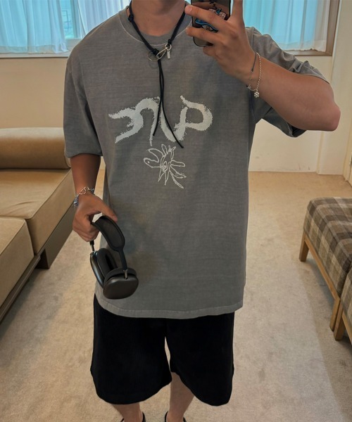 BY ATTENTION(バイアテンション)の「BIG SALE開催中!【BY ATTENTION】 フラワー プリント ピグメント 半袖 Tシャツ / ユニセックス(Tシャツ/カットソー・メンズ・ダークグレー/ブルー・FREE)」の7枚目の写真