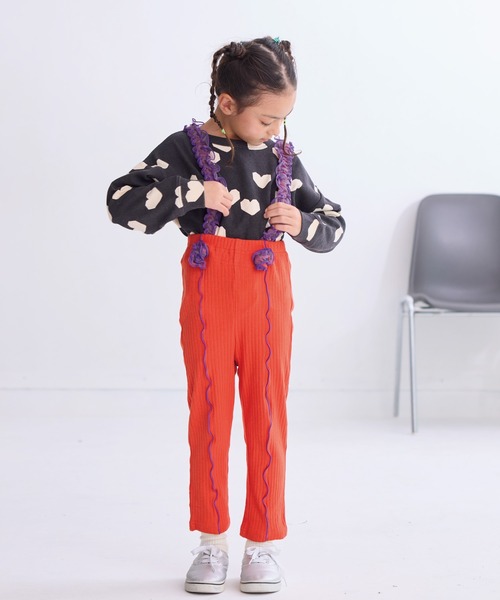 CALMIA(カルミア)の「チュールフリルストラップリブパンツ(その他パンツ・キッズ・レッド/ブラック/ライトブルー/グレー・80/90/100/110/120)」の4枚目の写真