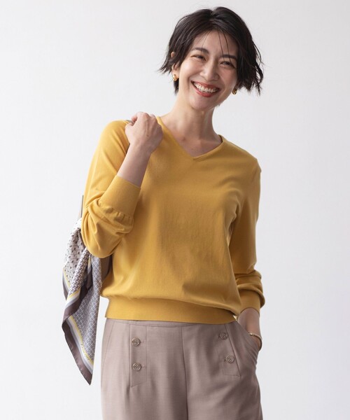 J.PRESS Ladies(J.プレス レディス)の「【ご好評につき新色追加!・WEB限定カラーあり・洗える】PRINCE Vネック ニット(ニット/セーター・レディース・パイングリーン系/イエロー系/ブラック系/ダルブルー系/ベージュ系/ライトグレー系/ライトグリーン系/ピンク系/サックスブルー系/ライトイエロー系・SMALL)」の8枚目の写真