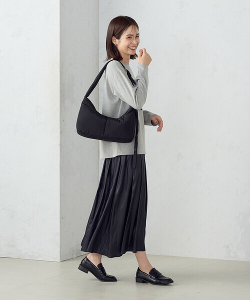 MONO COMME CA(モノコムサ)の「ボンディング ショルダー(ショルダーバッグ・レディース・ブラック/ライトイエロー/ライトグレー・FREE)」の22枚目の写真