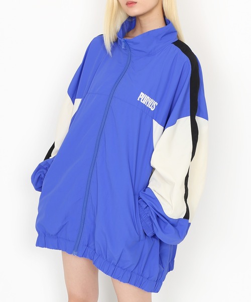 PUNYUS(プニュズ)の「切り替えナイロンジャケット(ナイロンジャケット・レディース・カーキ/ブラック/ブルー・2/3/4)」の17枚目の写真