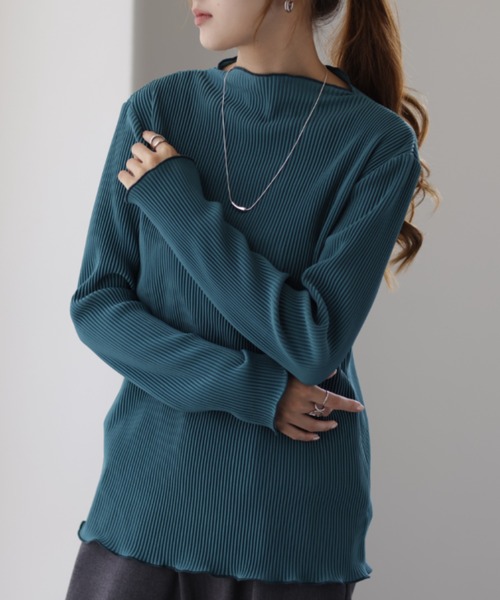 HUG.U（ハグユー）の「ハイネックプリーツ（その他トップス・レディース・ネイビー/バーガンディー/アイボリー/ブルーグリーン・FREE）」の16枚目の写真
