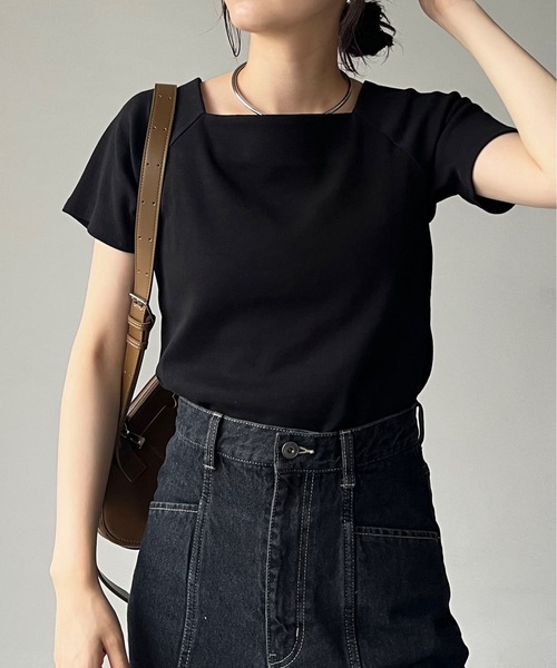 CAPRICIEUX LE'MAGE(カプリシューレマージュ)の「ミニ袖スクエアネックTシャツ(Tシャツ/カットソー・レディース・ブラック系その他/ブラック/ホワイト/ブラウン・FREE)」の7枚目の写真