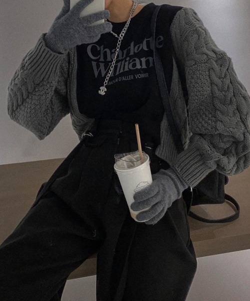 meJane(ミージェーン)の「ニットドッキング ロゴスウェットトレーナー(スウェット・レディース・ブラック/グレー/ブルー・FREE)」の6枚目の写真