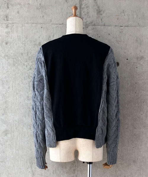 meJane(ミージェーン)の「ニットドッキング ロゴスウェットトレーナー(スウェット・レディース・ブラック/グレー/ブルー・FREE)」の22枚目の写真