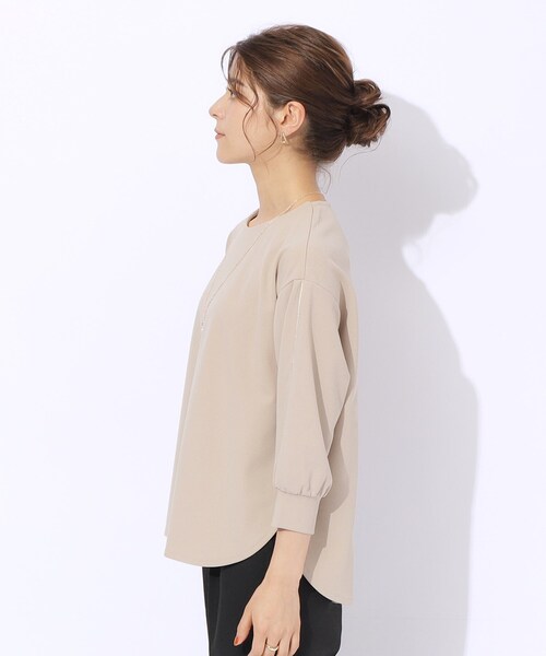 DRESKIP（ドレスキップ）の「◆【2点セット/7分袖】ネックレス付き お袖パイピングトップス（シャツ/ブラウス・レディース・ライトベージュ/ブルー/ブラック/サンドベージュ・03/02/04）」の22枚目の写真