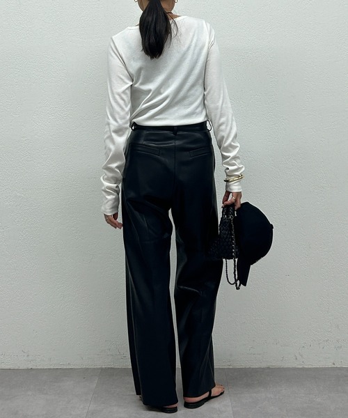 LOUNGEDRESS（ラウンジドレス）の「BASICテレコロンT（Tシャツ/カットソー・レディース・ブラック/オフホワイト/チャコールグレー/ライトグレー・FREE）」の7枚目の写真