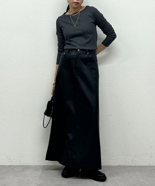 LOUNGEDRESS（ラウンジドレス）の「BASICテレコロンT（Tシャツ/カットソー・レディース・ブラック/オフホワイト/チャコールグレー/ライトグレー・FREE）」の12枚目の写真