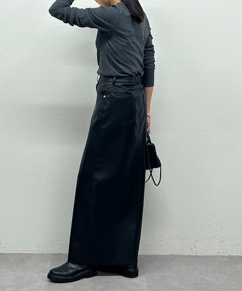 LOUNGEDRESS（ラウンジドレス）の「BASICテレコロンT（Tシャツ/カットソー・レディース・ブラック/オフホワイト/チャコールグレー/ライトグレー・FREE）」の14枚目の写真