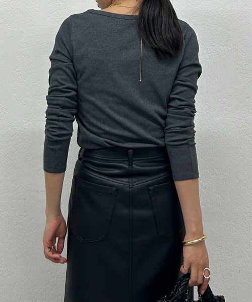 LOUNGEDRESS（ラウンジドレス）の「BASICテレコロンT（Tシャツ/カットソー・レディース・ブラック/オフホワイト/チャコールグレー/ライトグレー・FREE）」の17枚目の写真