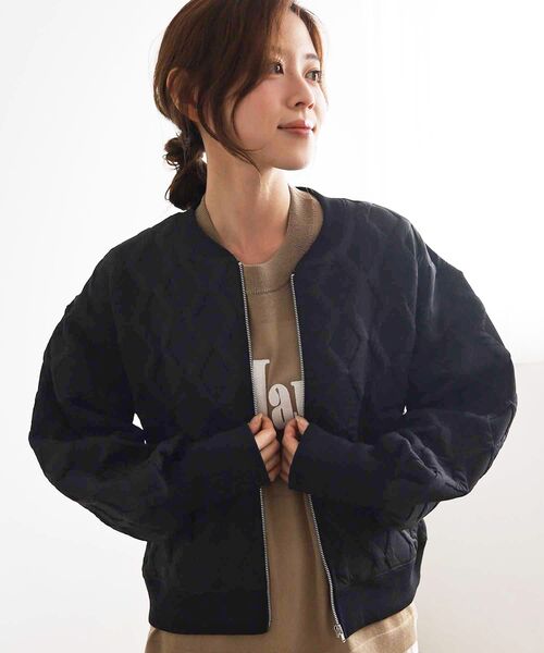 le.coeur blanc(ルクールブラン)の「シアー刺繍ロゴニット(ニット/セーター・レディース・ベージュ/ライトグレー/ブラック・38)」の5枚目の写真